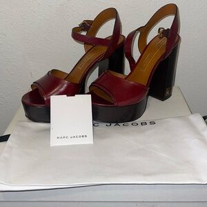 Marc Jacobs size 6.5 Bordeaux.